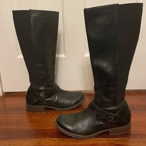 Kenneth Cole black leather boots size 10